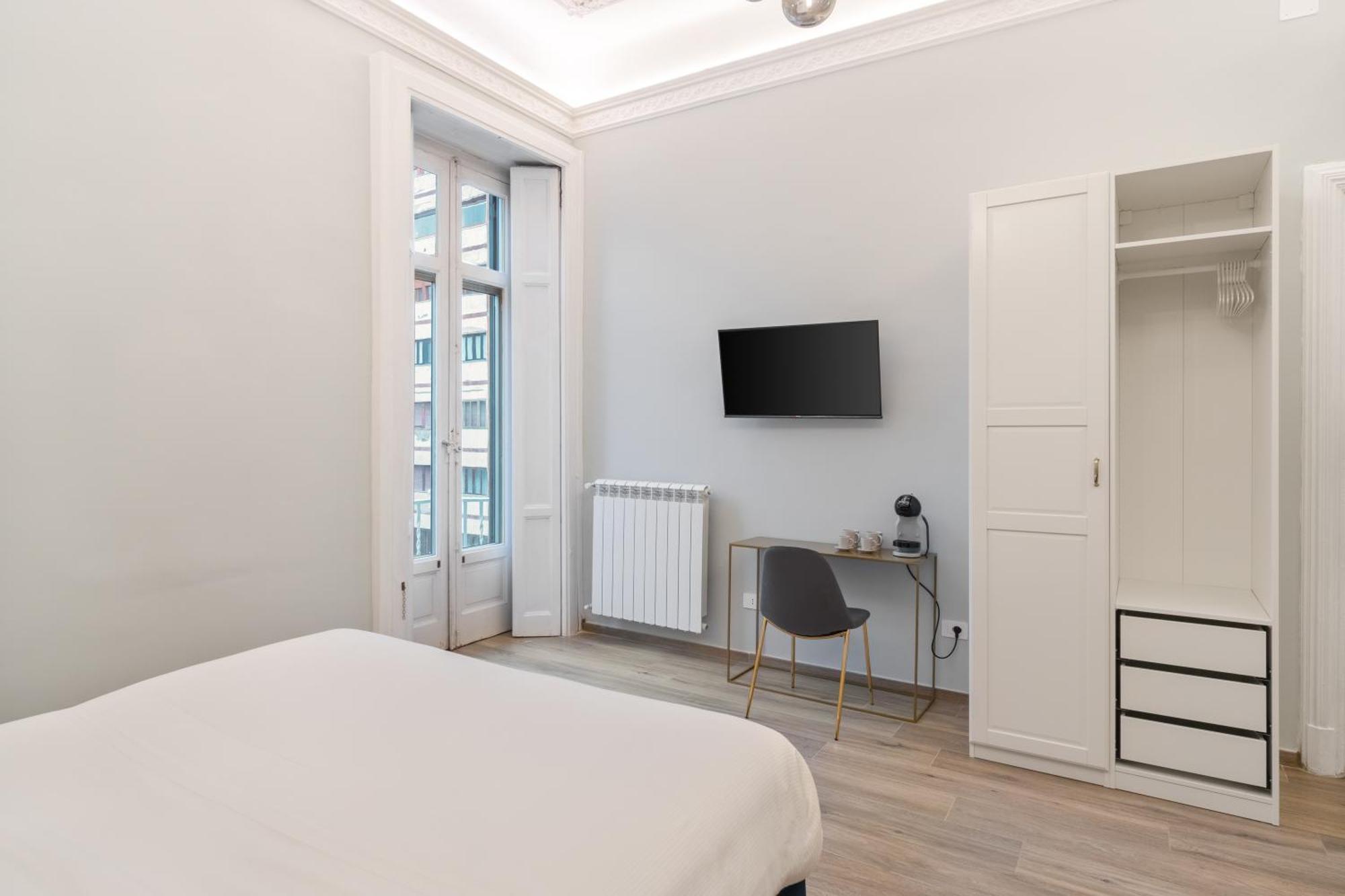 Palazzo Galeoni Luxury Suites サレルノ エクステリア 写真