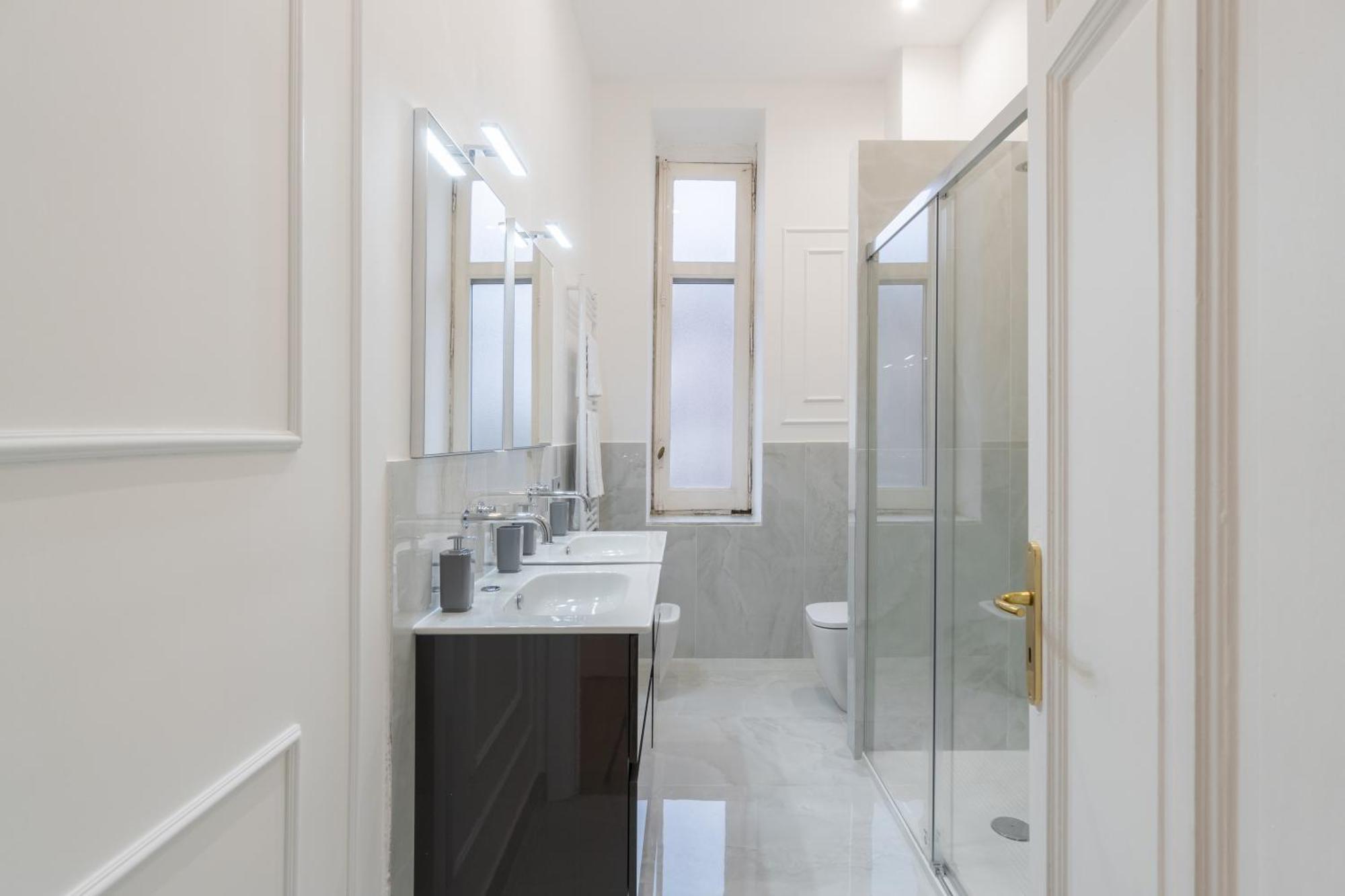 Palazzo Galeoni Luxury Suites サレルノ エクステリア 写真