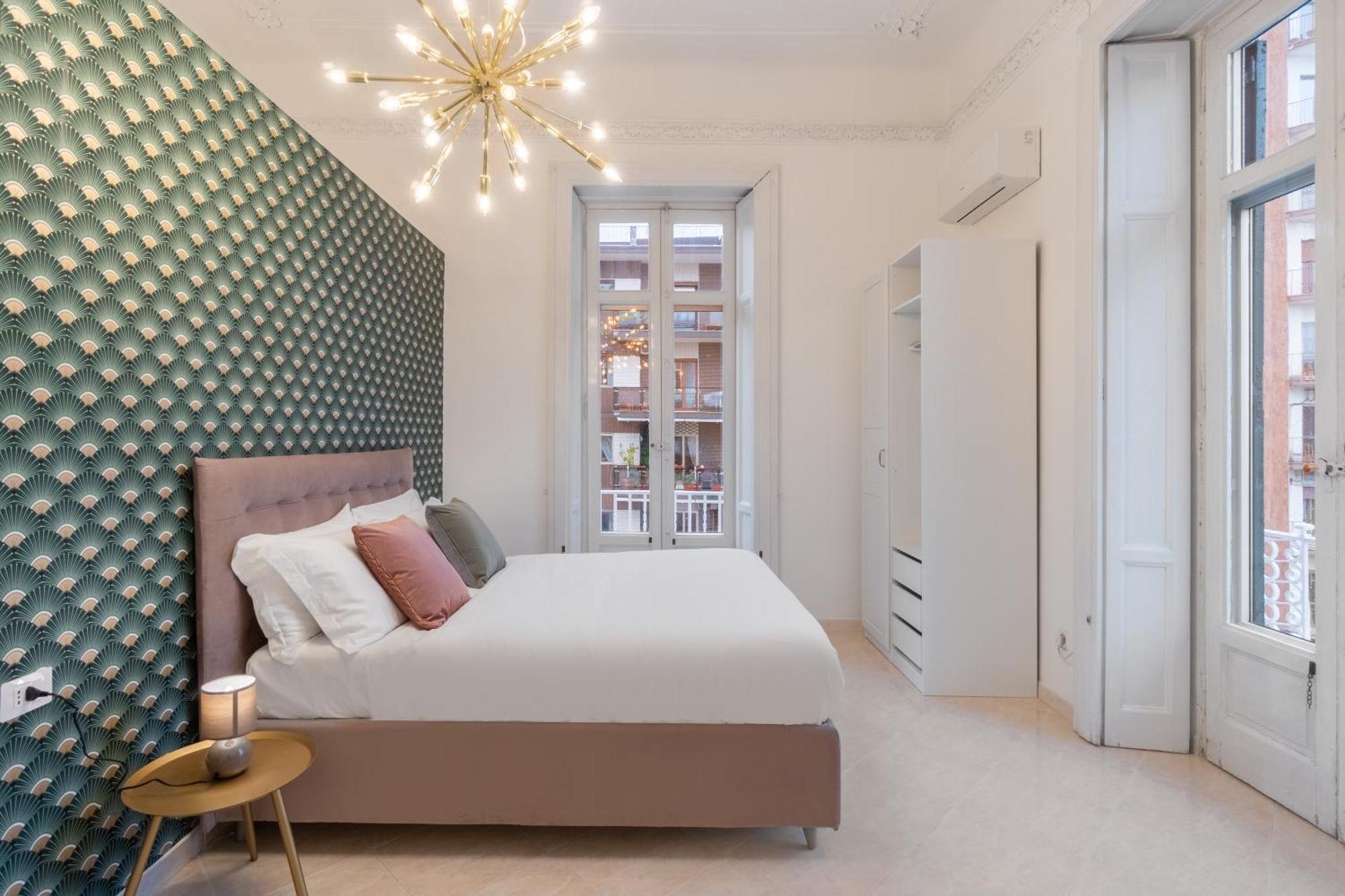 Palazzo Galeoni Luxury Suites サレルノ エクステリア 写真